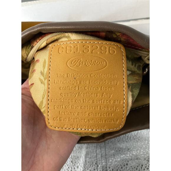 BRIGHTON C813296 SMALL BROWN LEATHER HEART CROSSBODY BAG - Picture 15 of 16